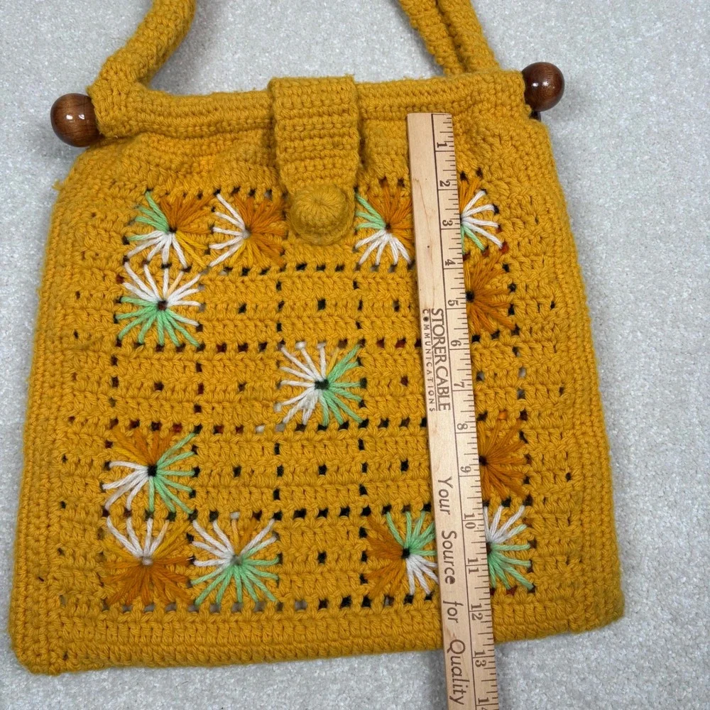 Vintage Crochet Shoulder Bag Mustard Yellow‎ Floral Handbag Purse Wood 70s Style